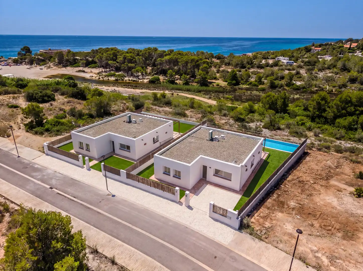 Außenansicht von Haus oder Chalet zum Verkauf in L'Ametlla de Mar  mit Klimaanlage, Heizung und Privatgarten