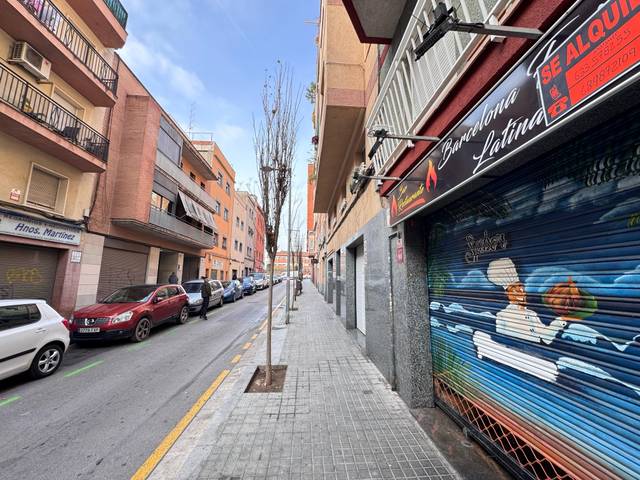 Local comercial en Venta en Carrer de la Pubilla Casas en Can Vidalet