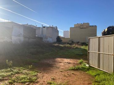 Terreno residencial en venta en Plaza Arahal 4