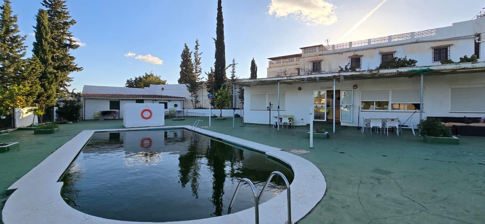 Piscina de Casa o xalet en venda en Rincón de la Victoria amb Aire condicionat, Jardí privat i Terrassa