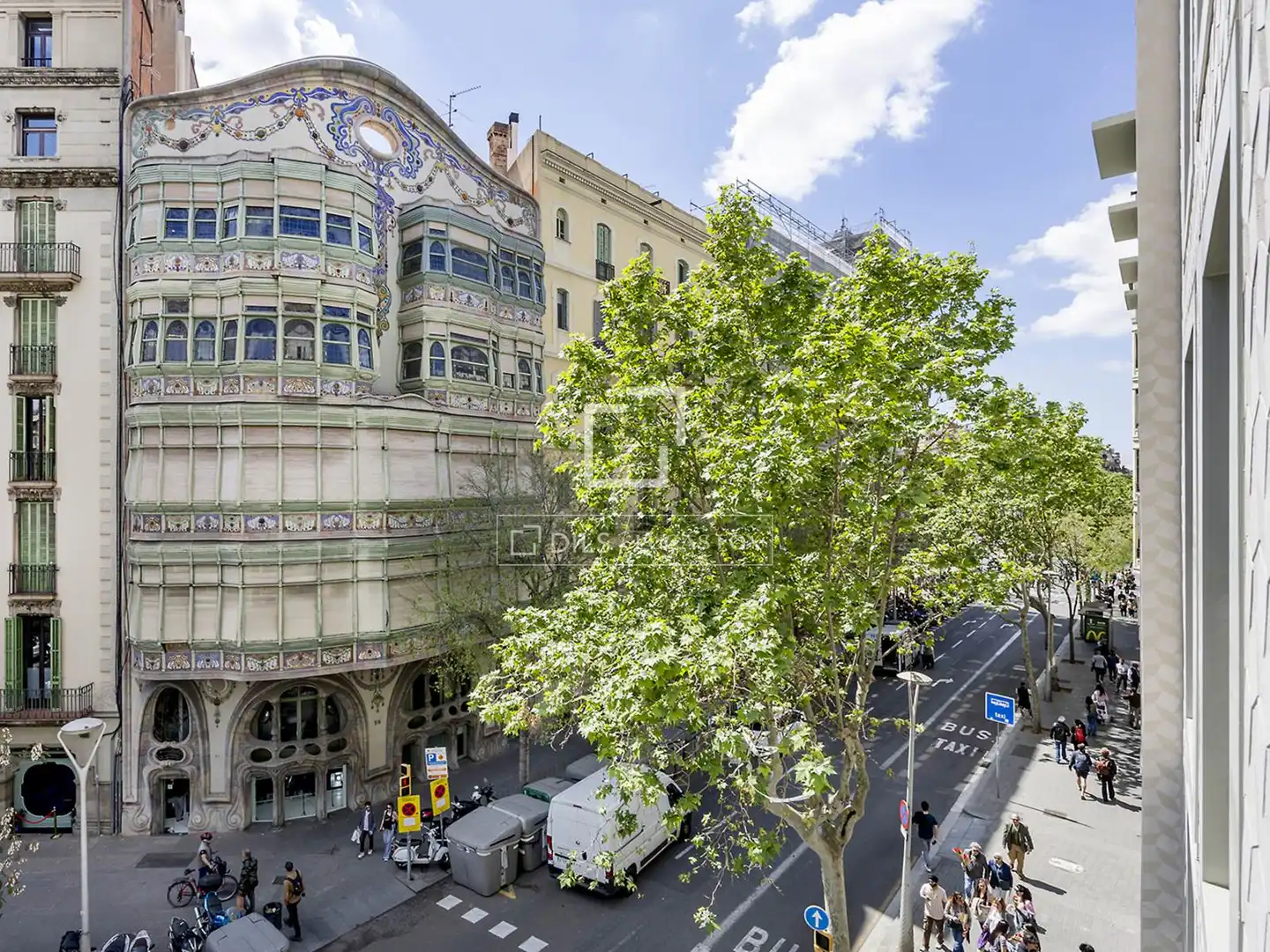 Vista exterior de Piso en venta en Barcelona con Aire acondicionado, Terraza y Piscina