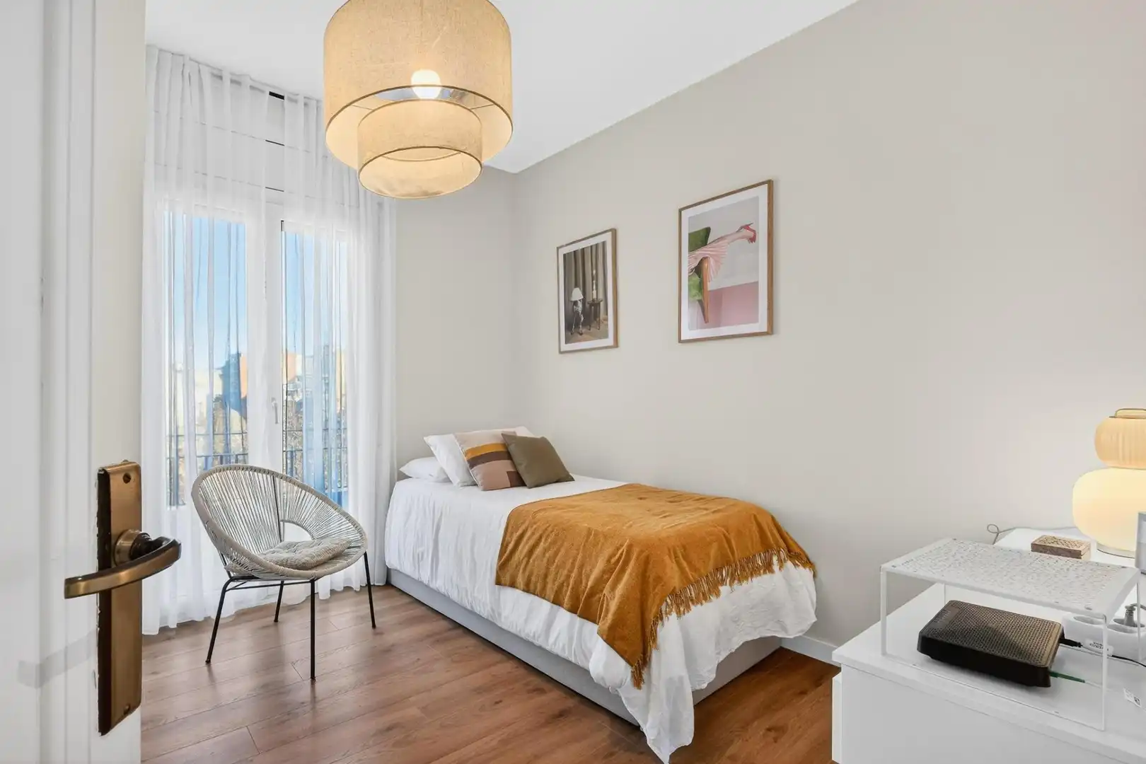 Habitación de Piso en venta en Girona con Calefacción y Balcón