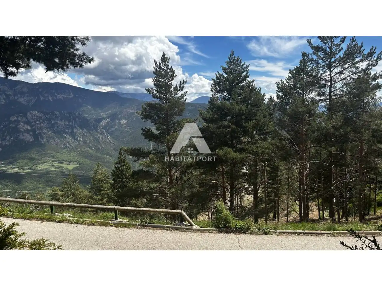 Residential zum Verkauf in La Coma i la Pedra
