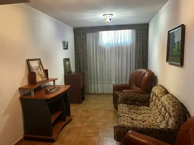 Sala d'estar de Casa adosada en venda en Valdemoro amb Aire condicionat, Calefacció i Terrassa
