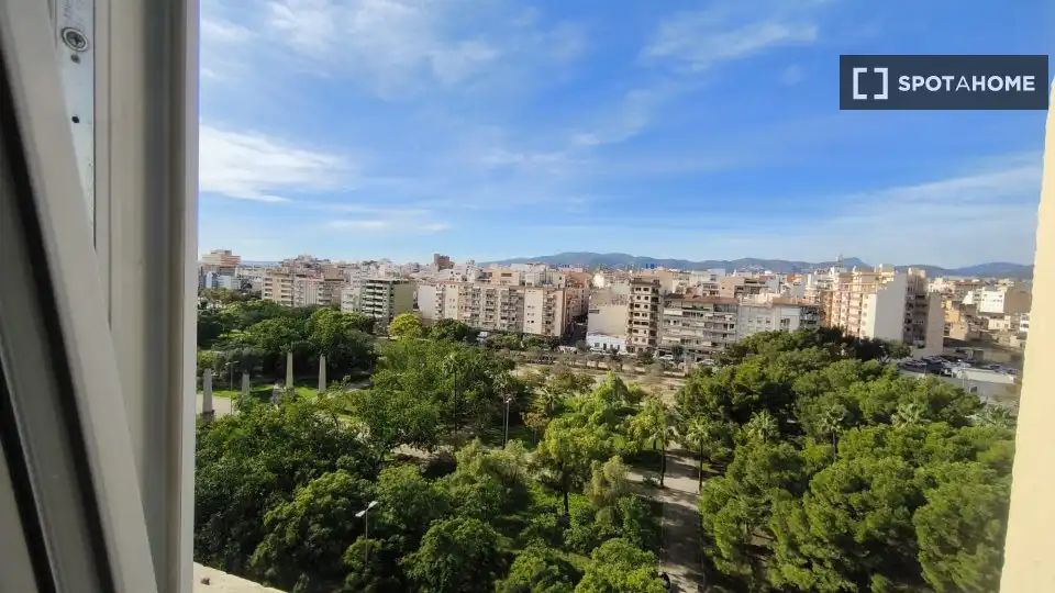 Habitació a Polígon de Llevant