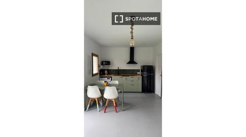 Foto 3 de Pis per a compartir a Viana de Cega, Valladolid