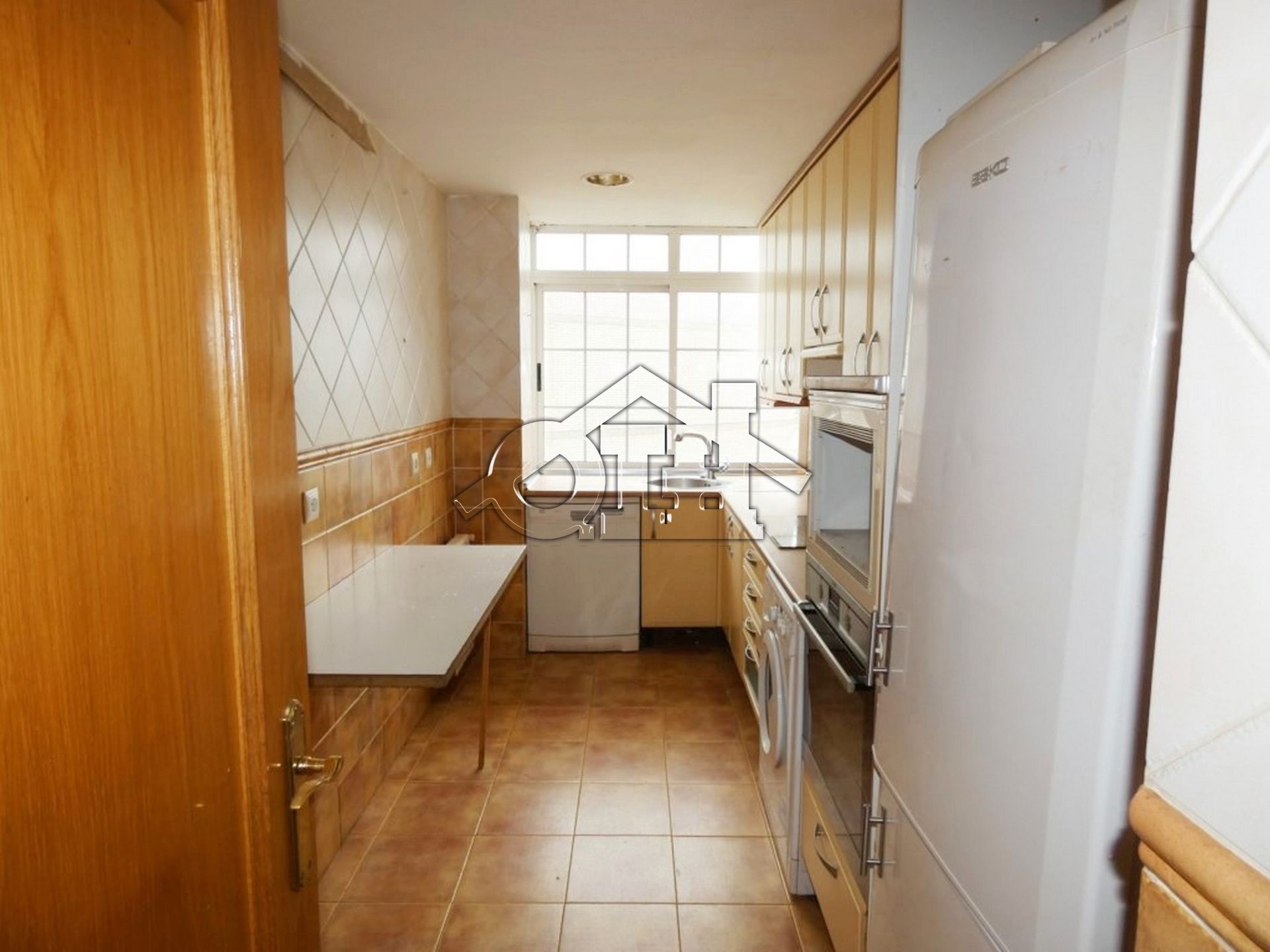 Kitchen of Flat for sale in Coslada  with Air Conditioner, Heating and Private garden