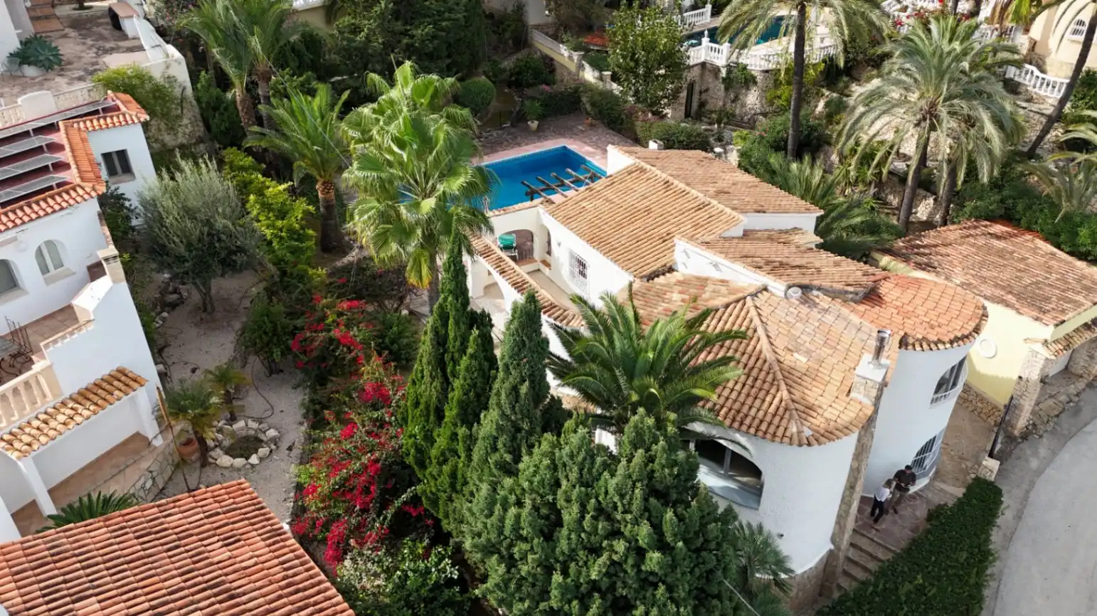 Vista exterior de Casa o xalet en venda en Calpe / Calp amb Aire condicionat, Calefacció i Jardí privat