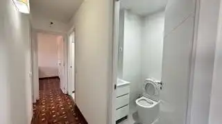 Bany de Apartament de lloguer en Villaviciosa de Odón amb Aire condicionat, Calefacció i Parquet