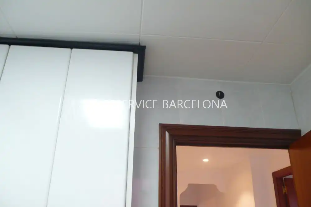Cocina de Casa adosada en venta en Barcelona con Aire acondicionado, Calefacción y Terraza
