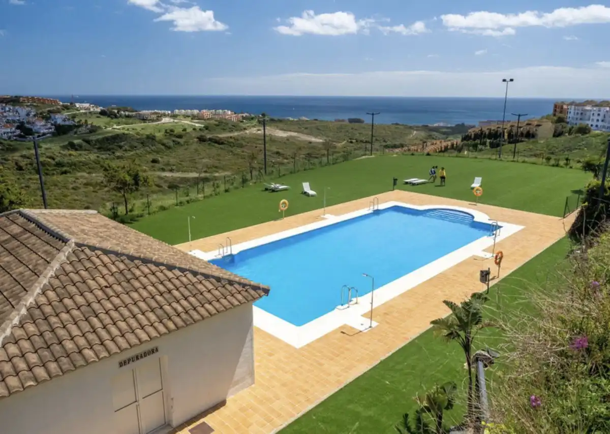 Piscina de Planta baja en venta en Chullera