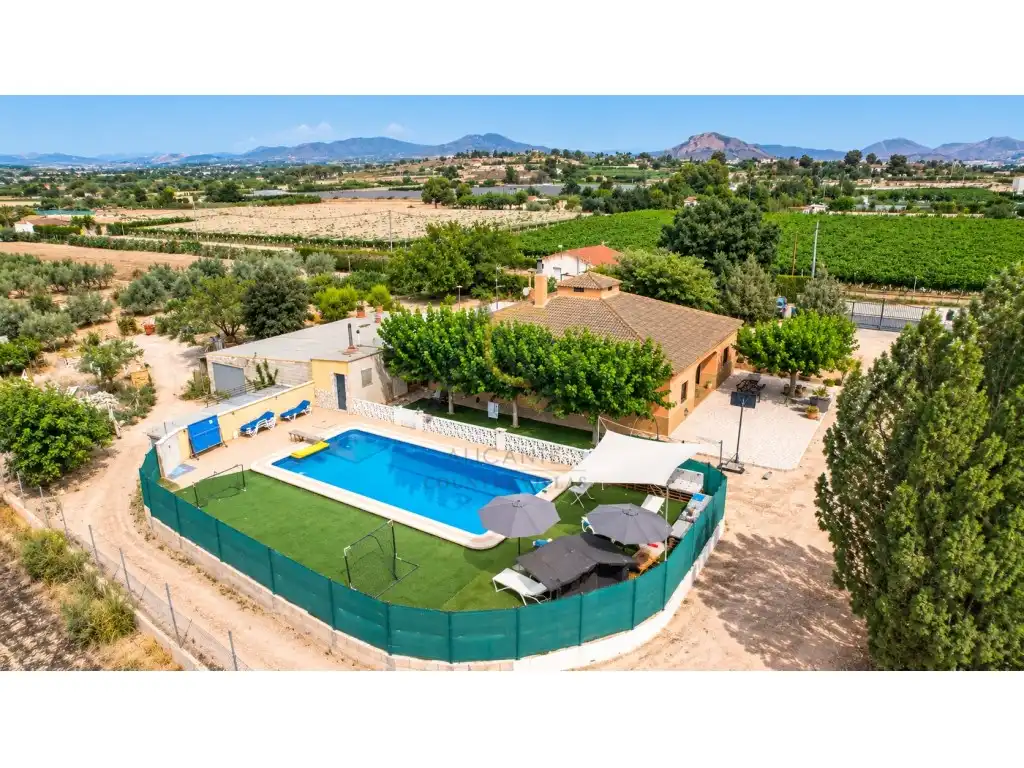 Detached house with pool for sale in Poligono 23 Paraje 148 Loma Campet, imagen 3