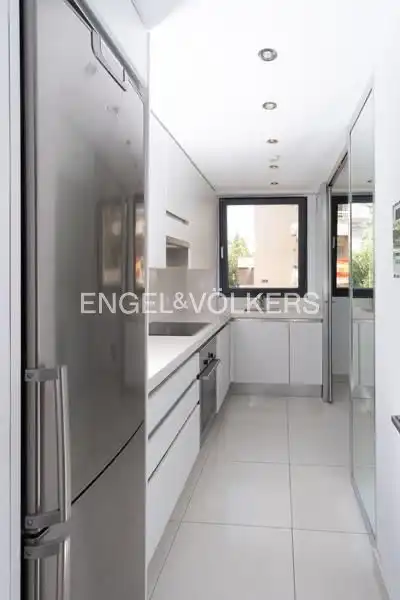 Küche von Wohnung zur Miete in Madrid mit Klimaanlage, Heizung und Terrasse