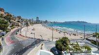 Vista exterior de Dúplex en venda en Benidorm amb Aire condicionat, Calefacció i Terrassa