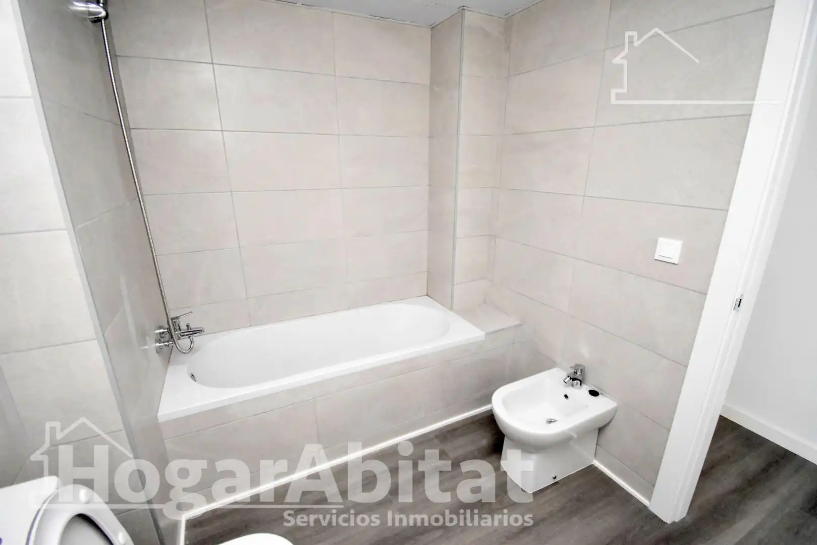 Baño de Piso en venta en Castellón de la Plana / Castelló de la Plana