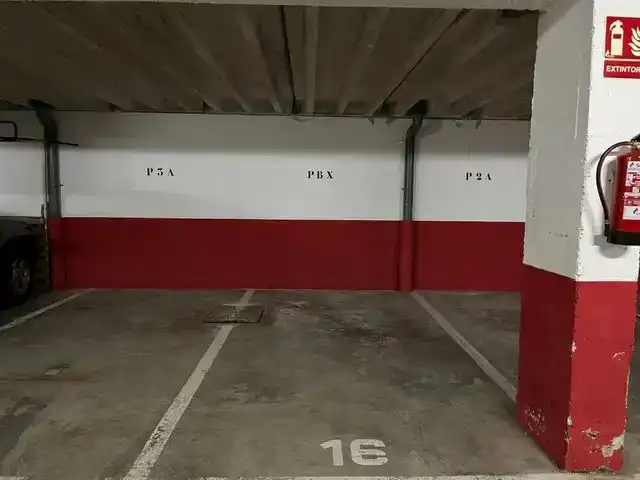 Aparcament de Apartament de lloguer en Aisa amb Parquet, Traster i Moblat