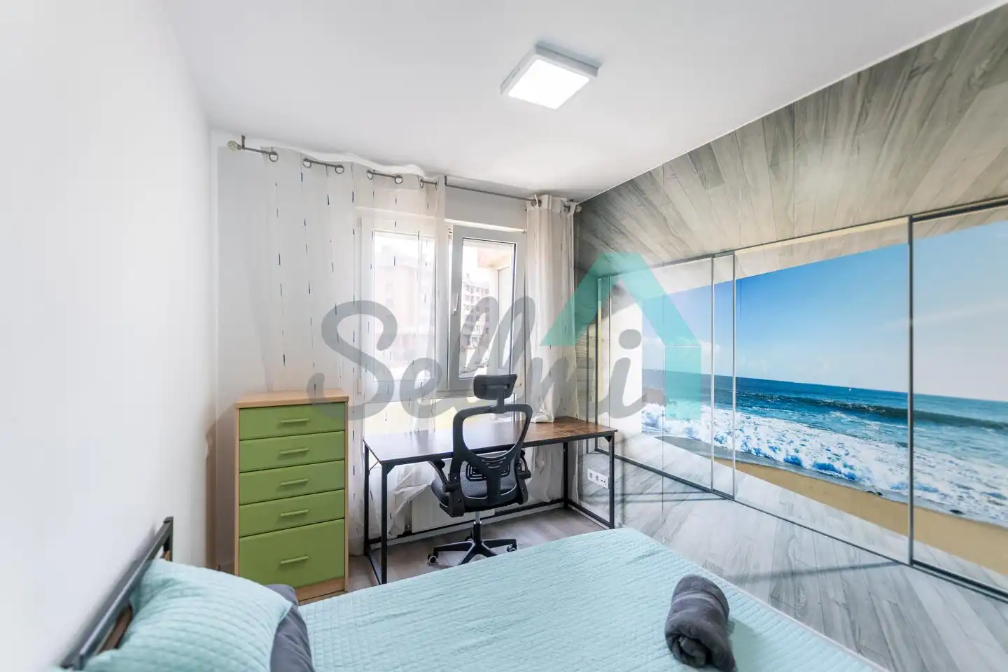 Bedroom of Flat for share in Oviedo   with Heating, Furnished and Internet
