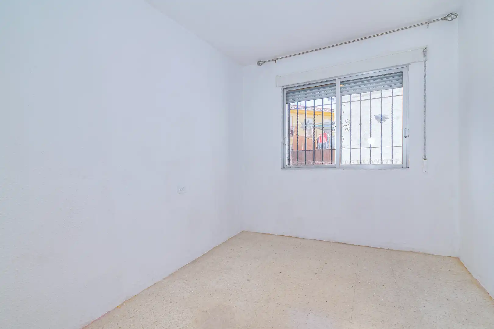 Dormitori de Pis en venda en Armilla amb Terrassa i Balcó