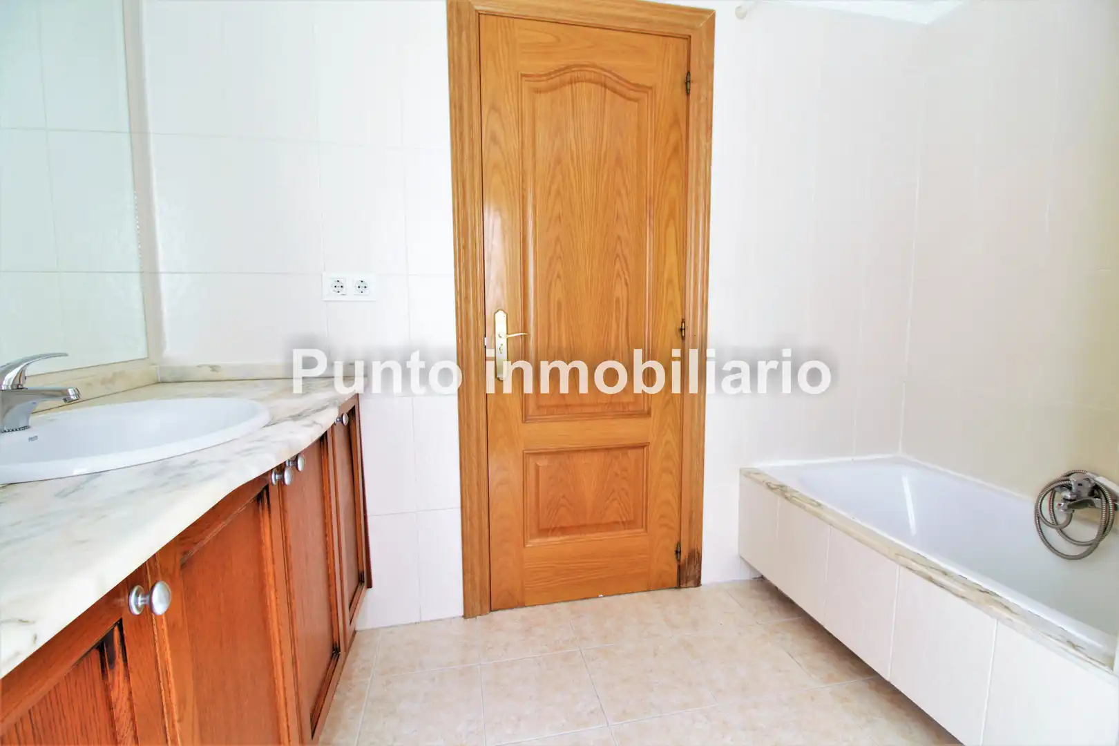 Flat with lift to rent in Calle Marina de Escobar, imagen 24