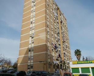 Exterior view of Flat for sale in Castilleja de la Cuesta