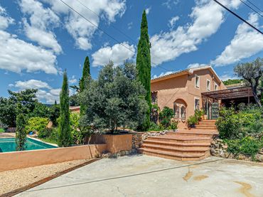 Casa rustica con piscina in vendita a Barri Cal Via