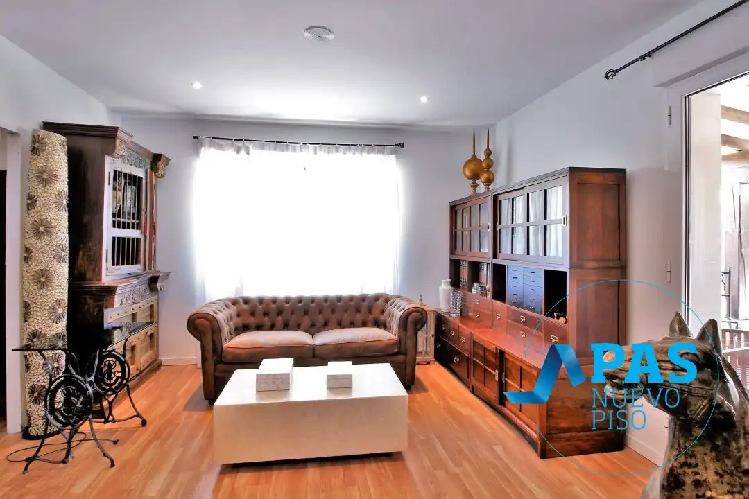 Wohnzimmer von Haus oder Chalet zum Verkauf in Santander mit Privatgarten, Parkett und Terrasse