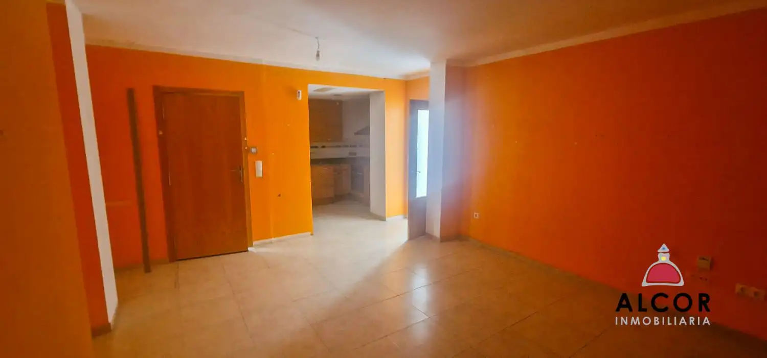 Piso en venta en Benicarló con Terraza y Balcón