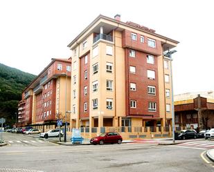 Vista exterior de Garatge en venda en Santoña