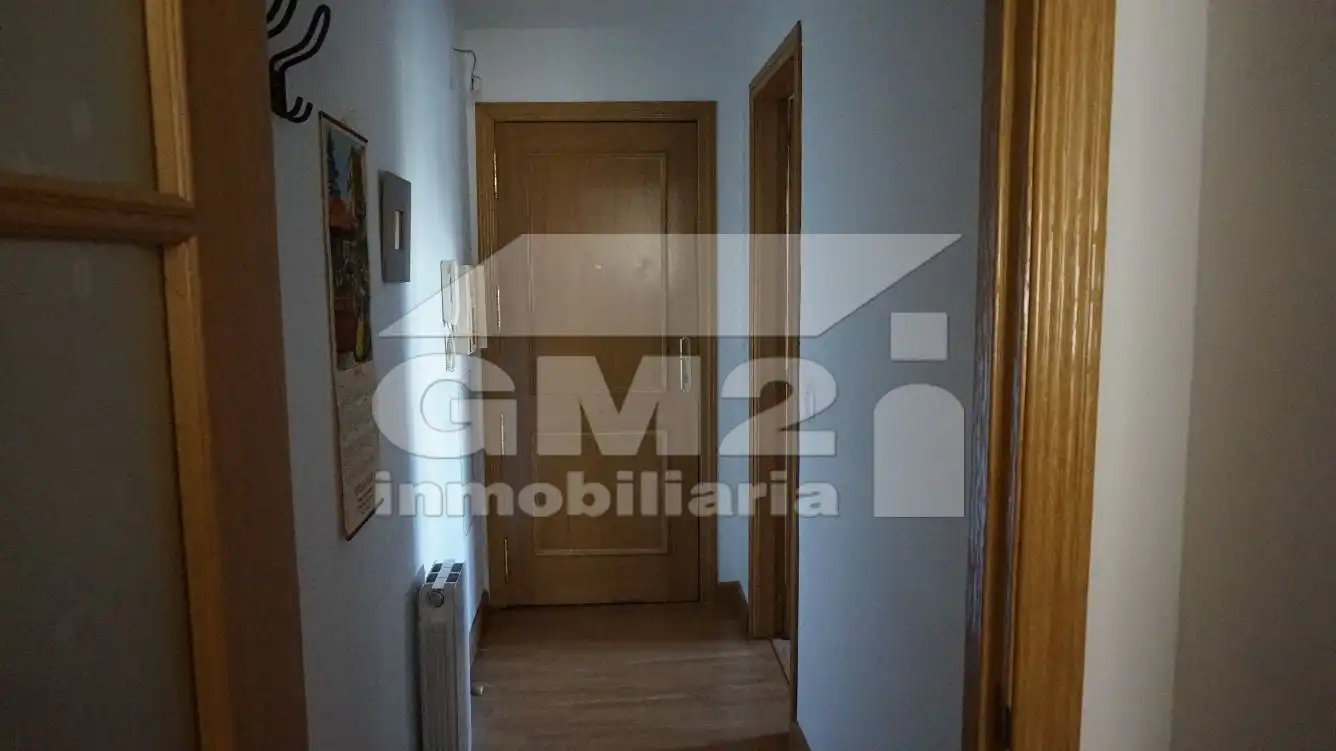 Wohnung zur Miete in Maracena mit Klimaanlage, Heizung und Parkett