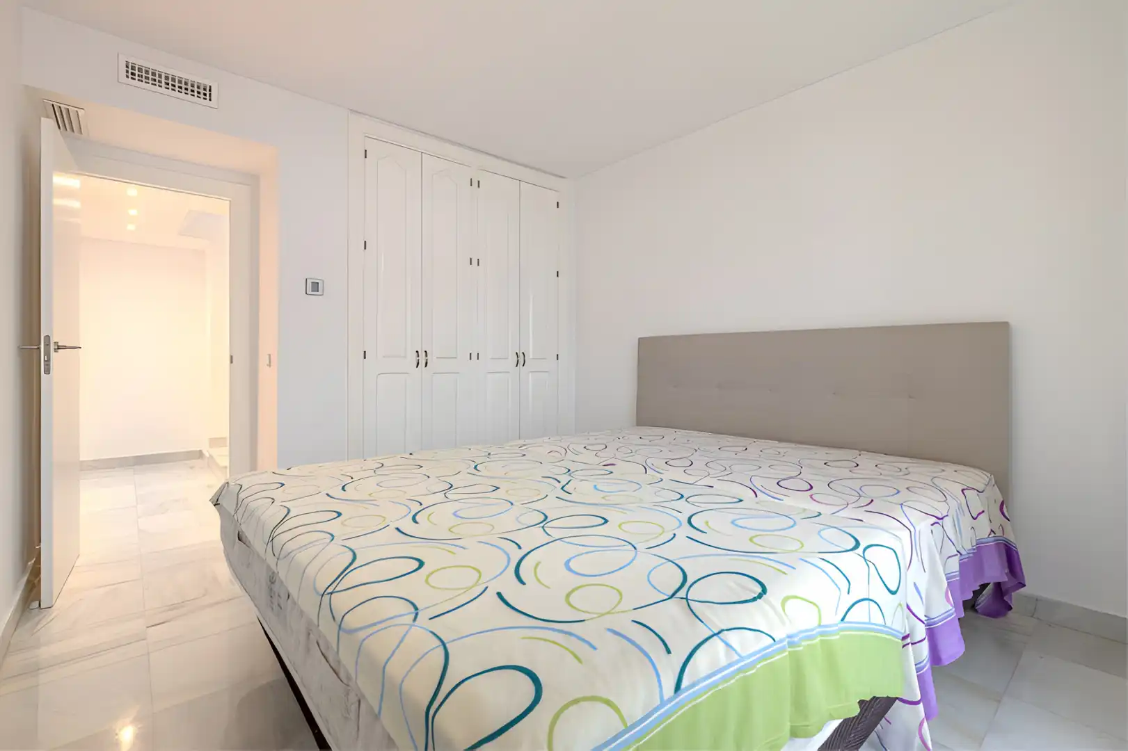 Reihenhaus mit Pool zum Verkauf in Nueva Andalucía, imagen 17