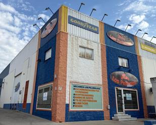 Exterior view of Industrial buildings to rent in Peligros