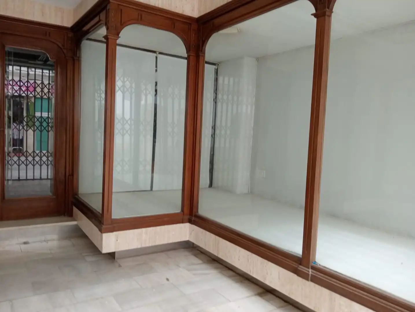 Local comercial de lloguer a Núcleo urbano, imagen 5