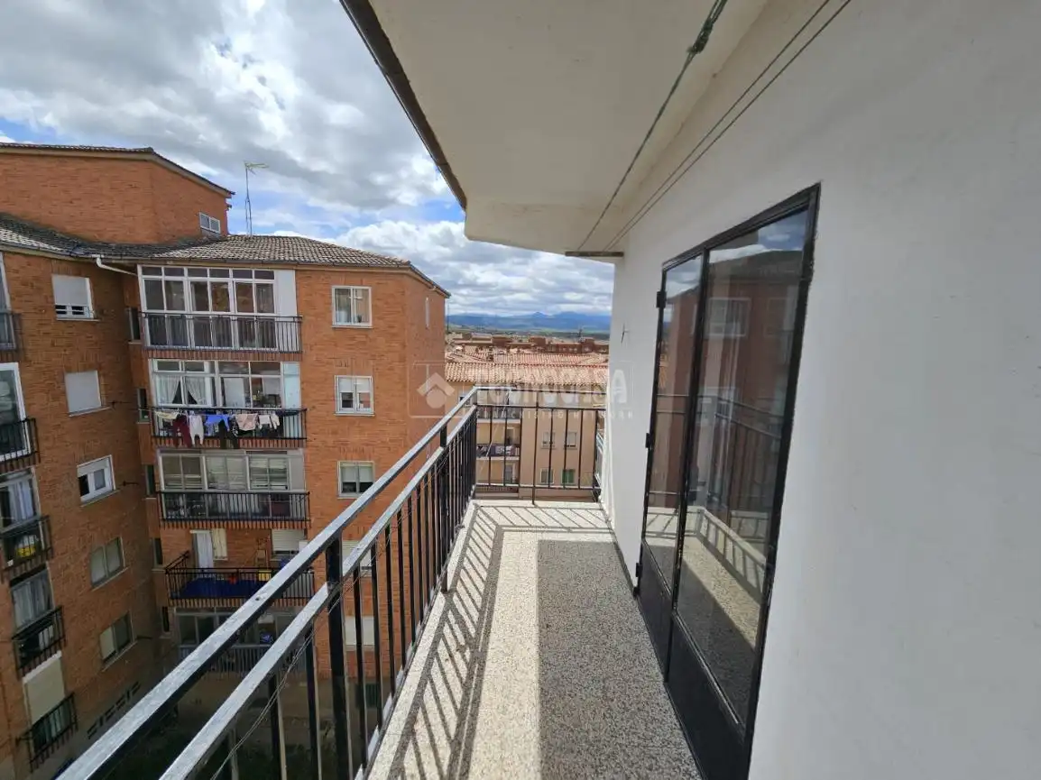 Terraza de Piso en venta en Ávila con Calefacción y Terraza