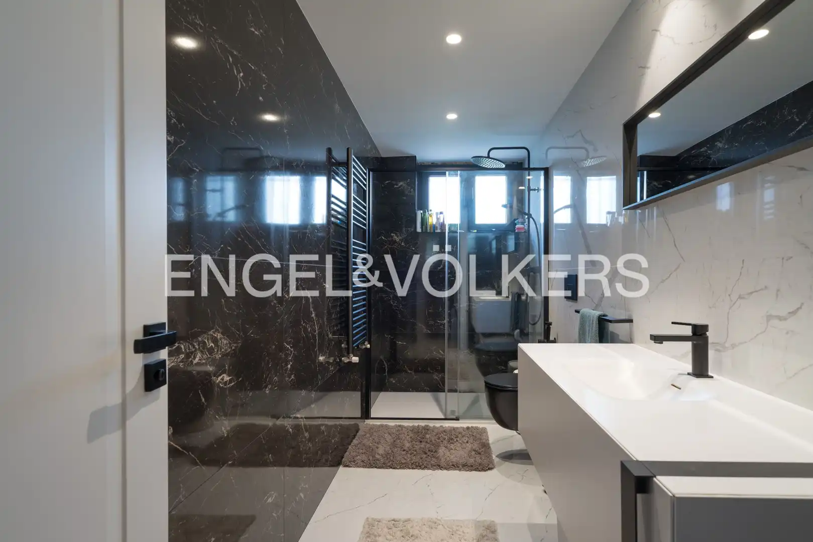 Baño de Casa o chalet en venta en Gijón  con Calefacción, Jardín privado y Terraza