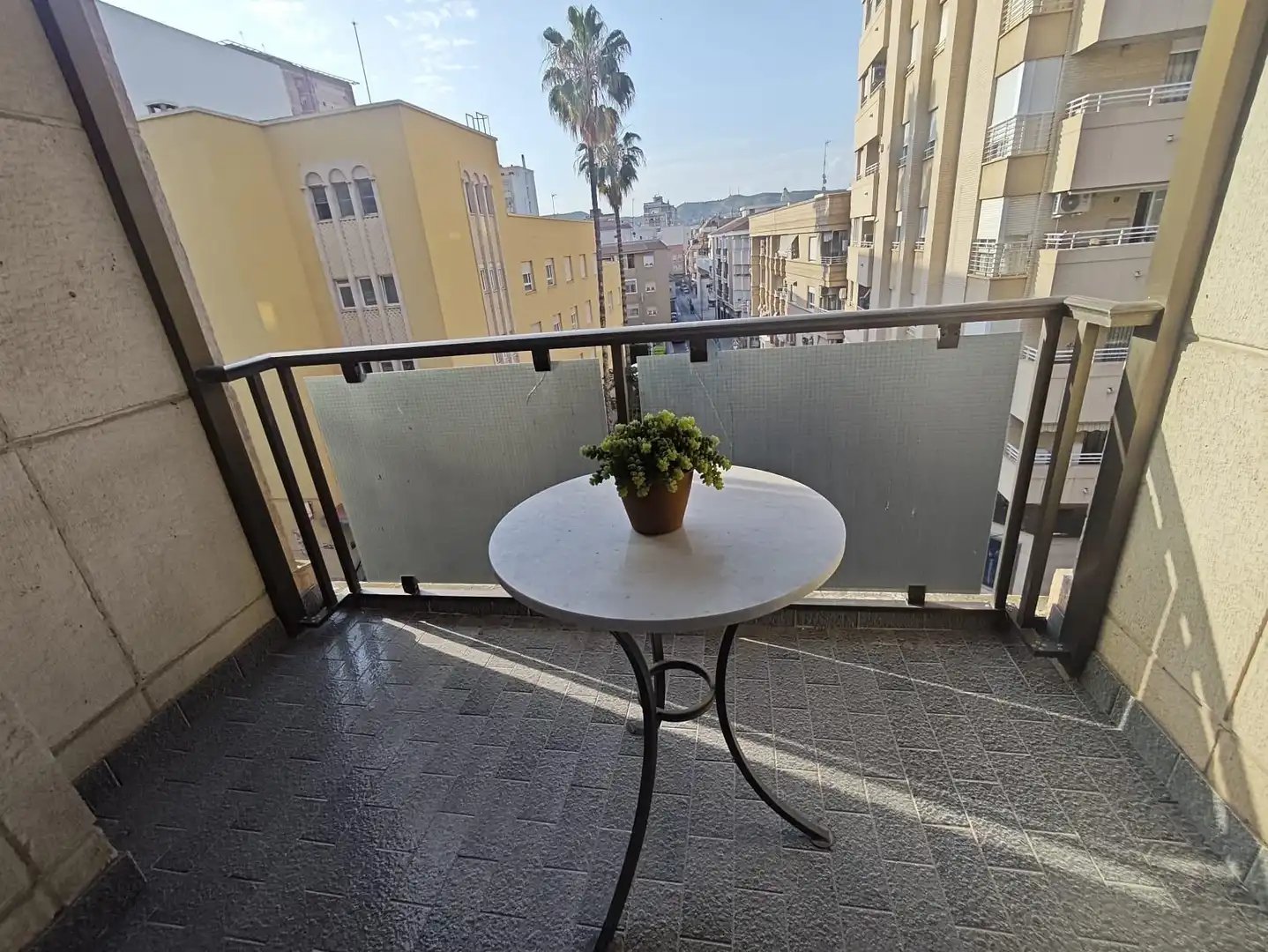 Terrassa de Pis en venda en Elda amb Aire condicionat, Parquet i Moblat