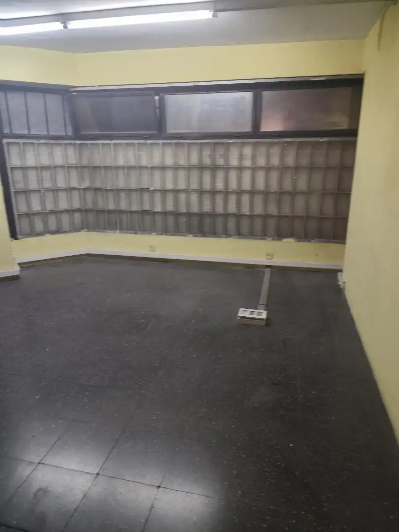 Local comercial en venta en Carrer de Joan d'Àustria, imagen 23