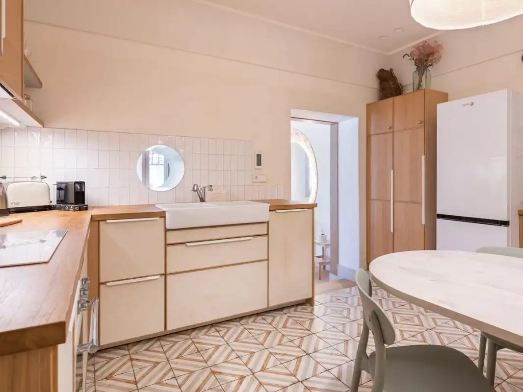 Planta baja en venta en P.º del Rey, Argüelles