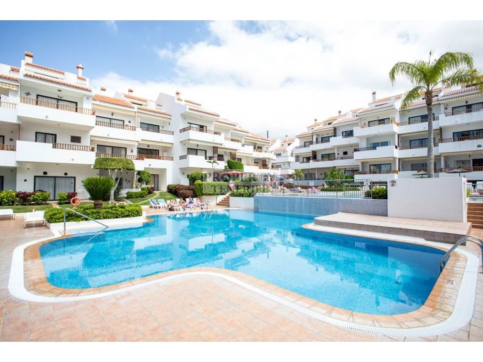 Vista exterior de Apartamento en venta en Arona con Terraza, Piscina y Amueblado