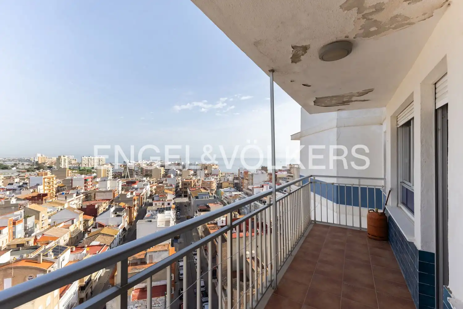 Terraza de Piso en venta en Sueca con Aire acondicionado, Calefacción y Trastero