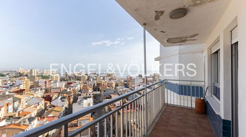 Foto 3 de Piso en venta en Carrer Narcís Monturiol, El Perelló, Sueca