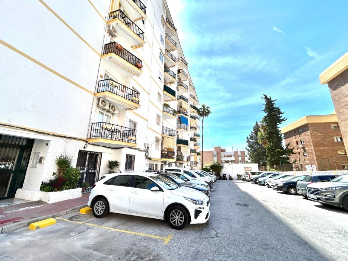Exterior view of Flat for sale in Benalmádena  with Community pool