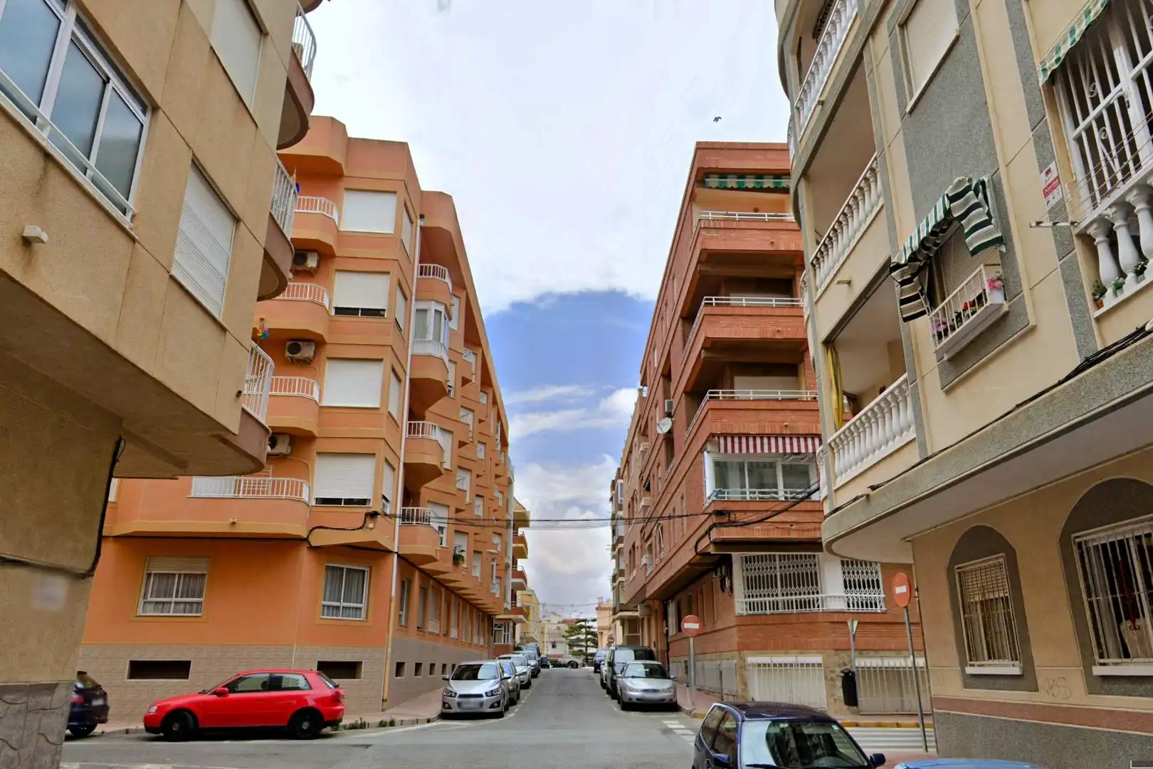 Vista exterior de Ático en venta en Torrevieja con Aire acondicionado, Calefacción y Amueblado