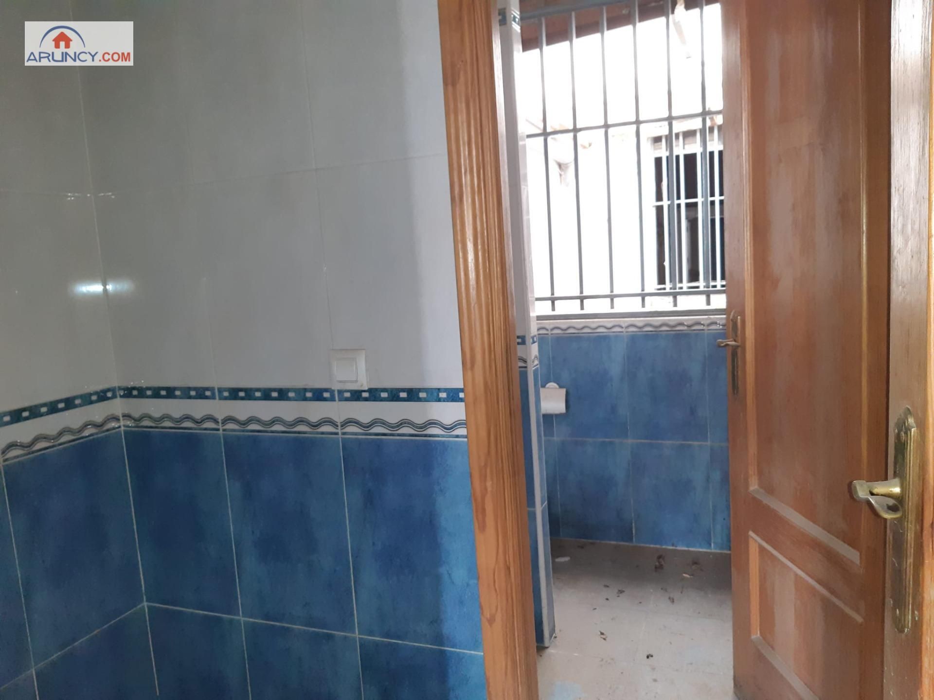 Bedroom of Houses for sale in  Sevilla Capital