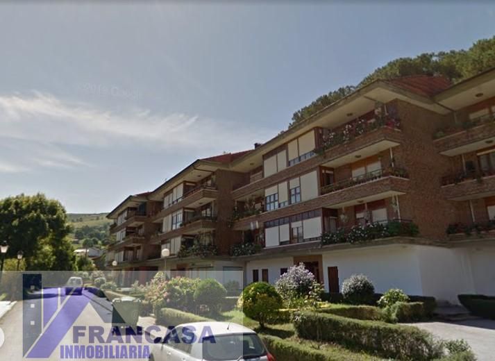 Vista exterior de Piso en venta en Selaya