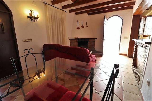 Casa-chalet en Alquiler en zona rural en Centro