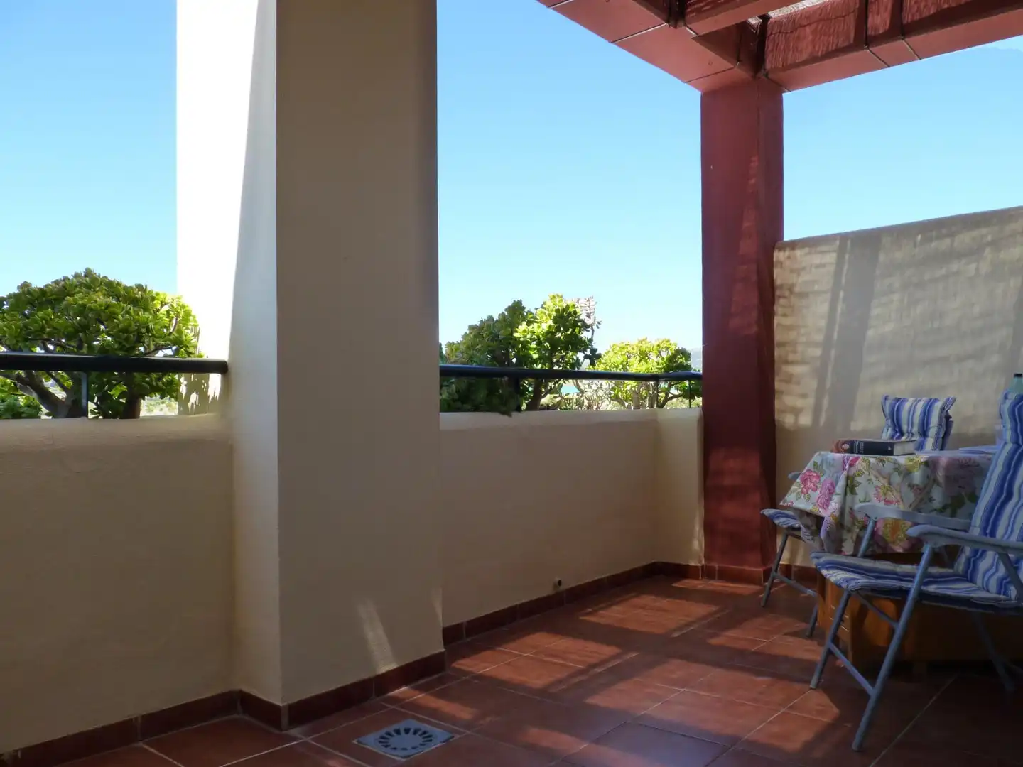 Terrasse von Maisonette zum Verkauf in Vélez-Málaga mit Klimaanlage, Heizung und Privatgarten