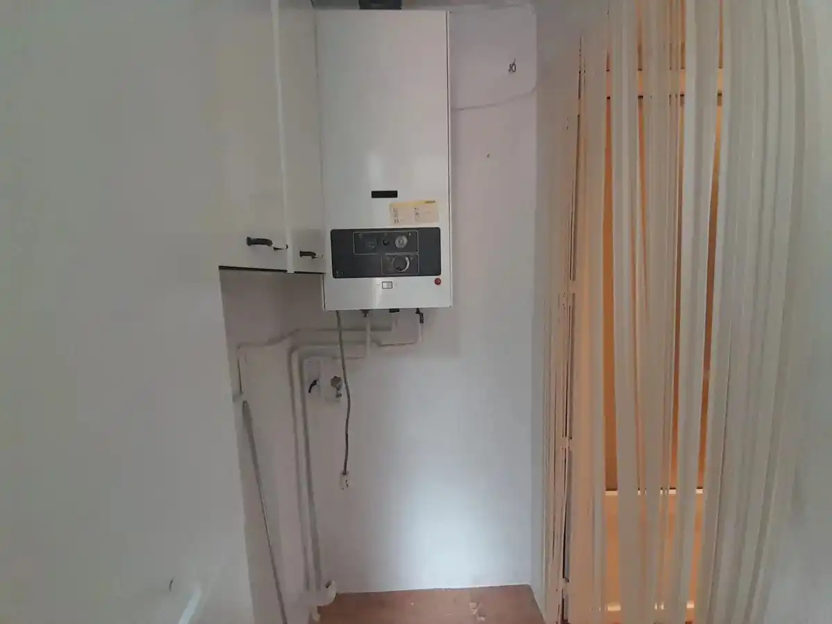 Bathroom of Flat for sale in Puertollano  with Air Conditioner and Heating