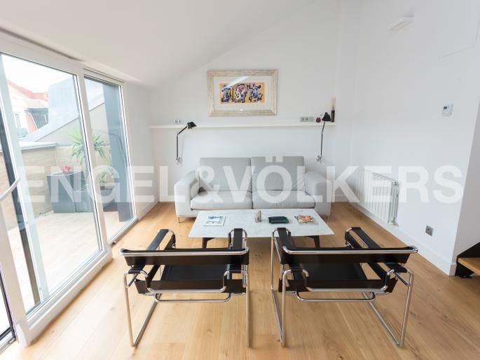 Living room of Attic for sale in Bilbao   with Heating, Terrace and Furnished