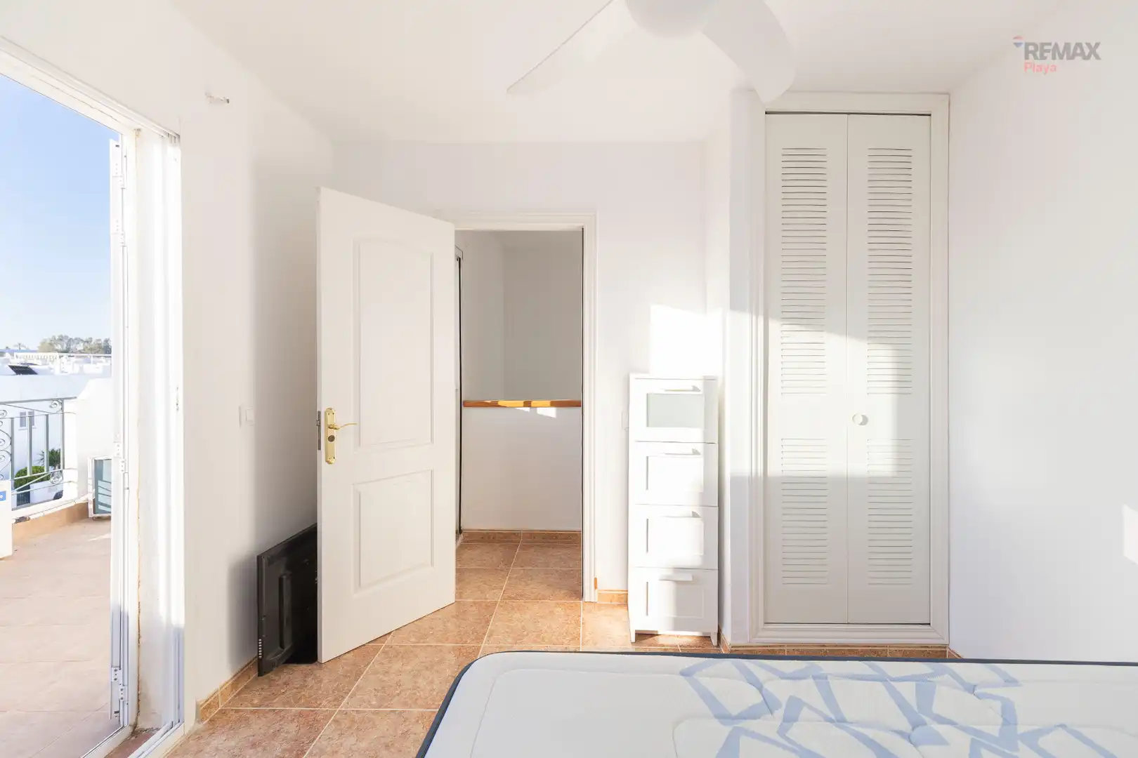 Terraced house with pool for sale in Calle Magallanes 142, imagen 31