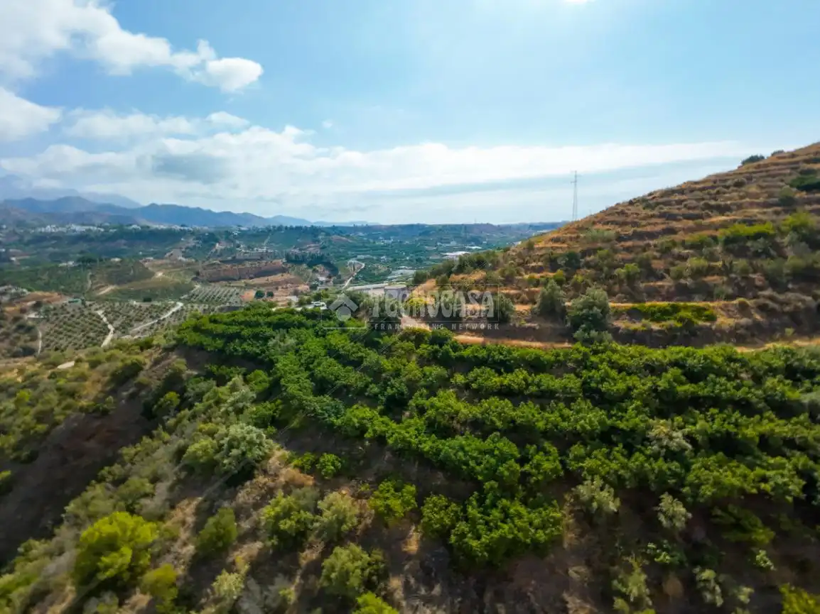 Finca rústica en venda en Nerja amb Moblat